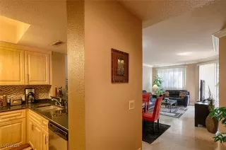 Photo #5: 2634310 Listing 