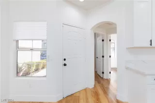 Photo #4: 2634314 Listing