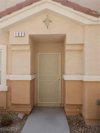 Photo #2: 2634319 Listing 