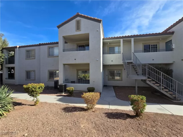 MLS: 2634332 Condo For Sale