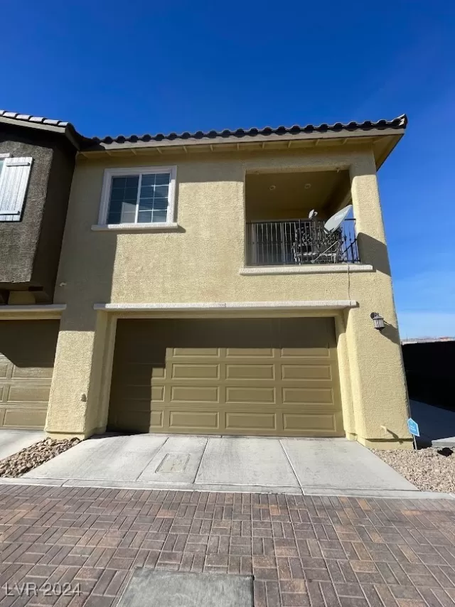 MLS: 2634337 Condo For Sale