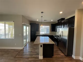 Photo #4: 2634337 Listing 