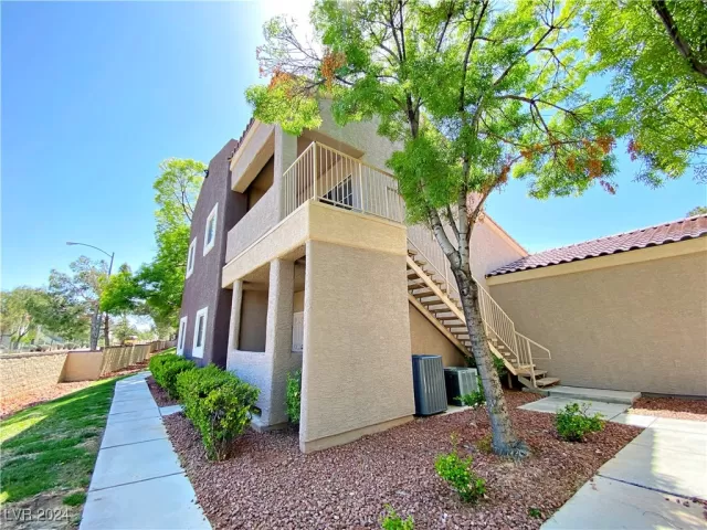 MLS: 2634339 Condo For Sale