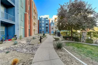 Photo #1: 2634342 Listing