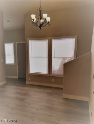 Photo #4: 2634343 Listing