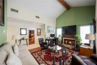 Photo #6: 2634373 Listing