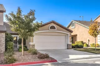 Photo #2: 2634476 Listing