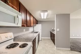 Photo #6: 2634508 Listing