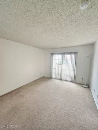 Photo #1: 2634550 Listing 