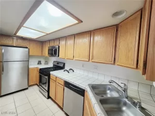 Photo #3: 2634550 Listing 