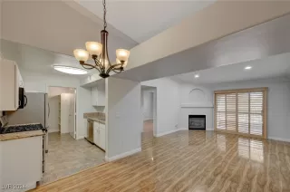 Photo #6: 2634599 Listing 