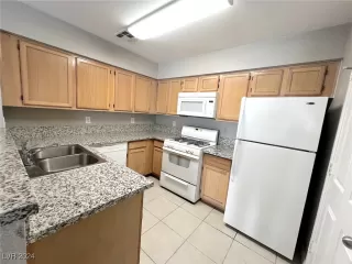 Photo #1: 2634638 Listing 