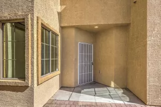 Photo #2: 2634669 Listing