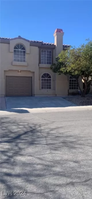 Photo #2: 2634674 Listing 