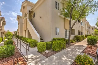 Photo #2: 2634693 Listing