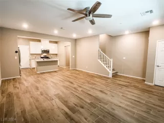 Photo #2: 2634699 Listing 