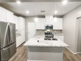 Photo #5: 2634699 Listing 