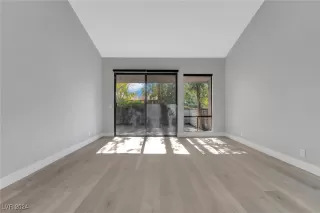 Photo #4: 2634711 Listing 