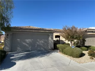 Photo #2: 2634732 Listing