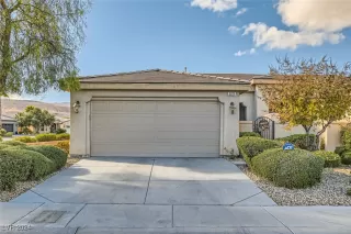 Photo #3: 2634732 Listing