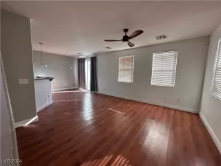 Photo #1: 2634740 Listing