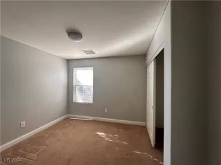 Photo #3: 2634740 Listing