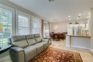 Photo #3: 2634747 Listing