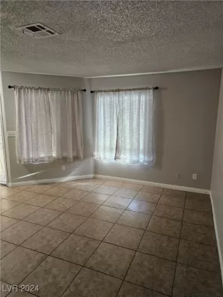 Photo #6: 2634768 Listing