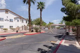 Photo #1: 2634773 Listing 