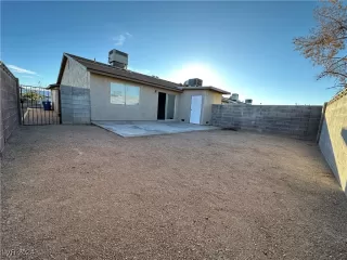 Photo #3: 2634812 Listing