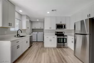 Photo #4: 2634824 Listing 