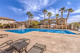 Photo #1: 2634838 Listing 