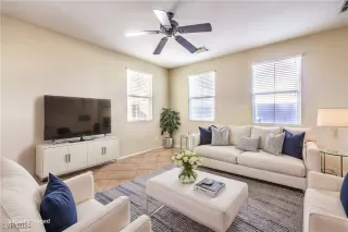 Photo #2: 2634838 Listing 