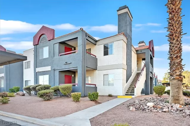 MLS: 2634839 Condo For Sale