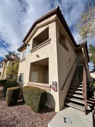 Photo #2: 2634868 Listing 