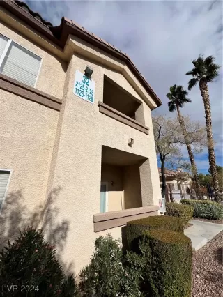 Photo #3: 2634868 Listing 