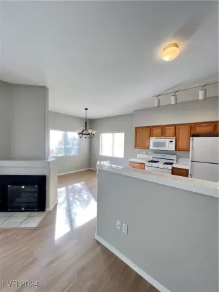 Photo #6: 2634868 Listing 