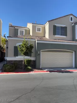 Photo #1: 2634872 Listing 