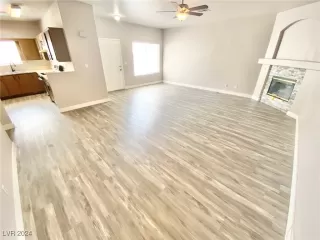 Photo #2: 2634876 Listing