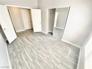 Photo #5: 2634876 Listing