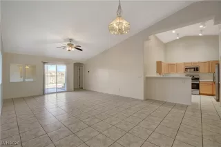 Photo #5: 2634899 Listing 