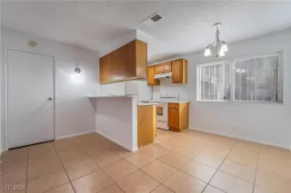 Photo #6: 2634915 Listing 