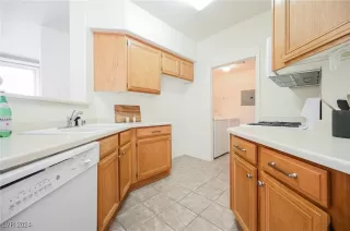 Photo #4: 2634919 Listing