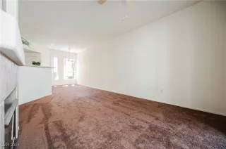 Photo #6: 2634919 Listing