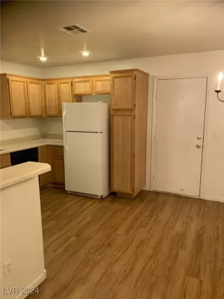 Photo #4: 2634958 Listing 