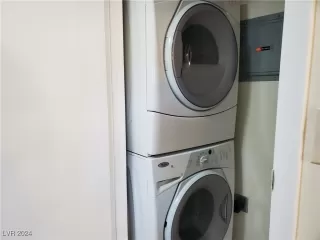 Photo #5: 2634973 Listing 