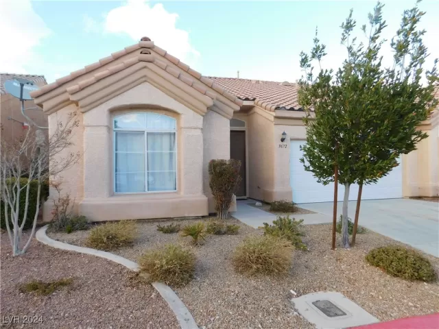 MLS: 2634985 Condo For Sale