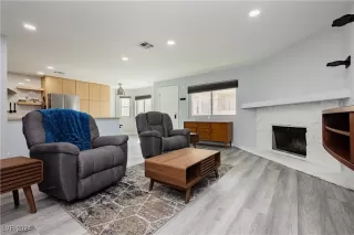 Photo #1: 2635000 Listing 