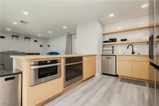 Photo #6: 2635000 Listing 