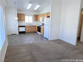 Photo #3: 2635003 Listing 